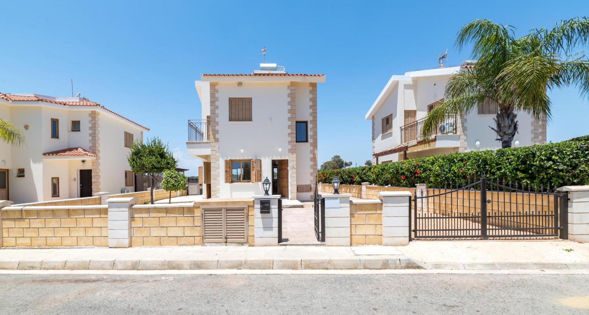 Stephanie Oasis Villa