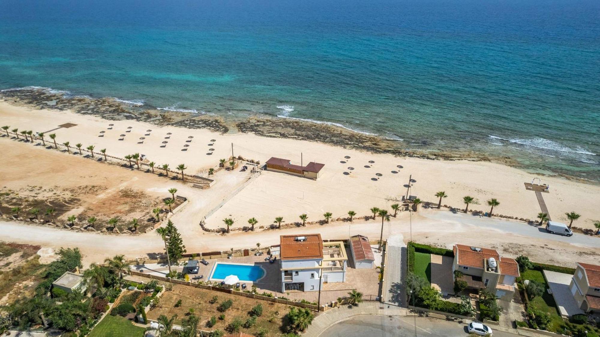 Stephanie Oasis * Agia Napa